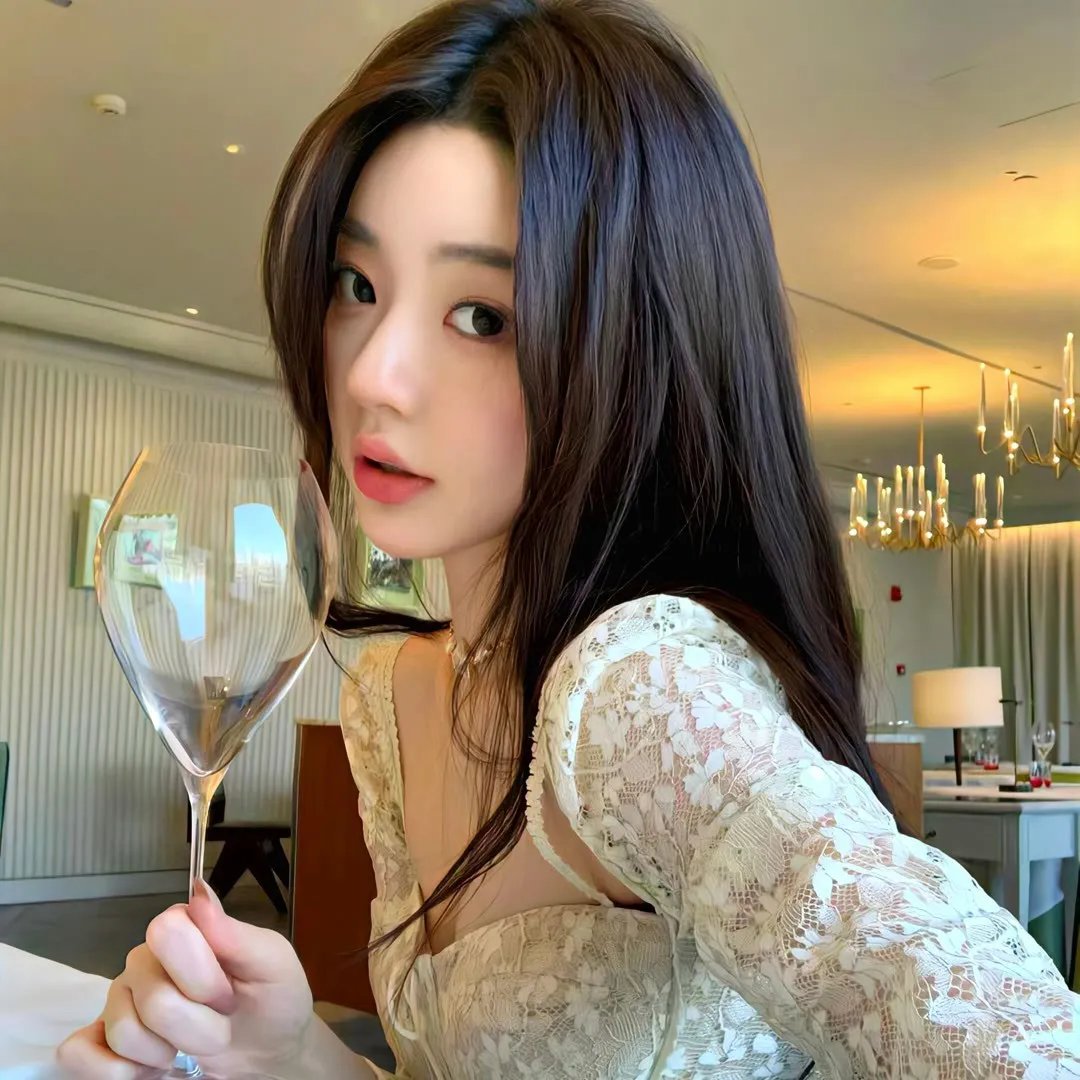 楼下的女人和楼上的男人